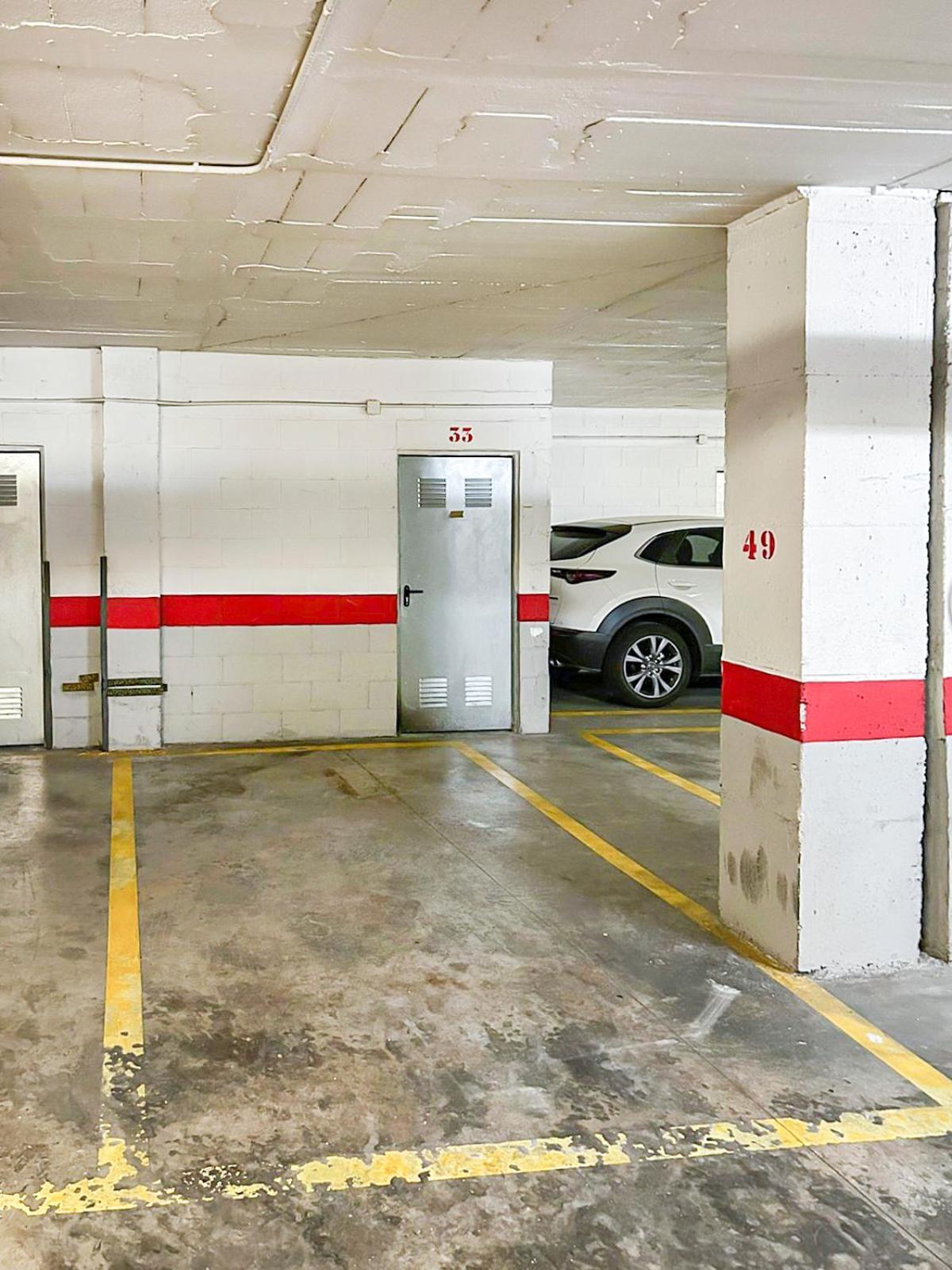 Estudio Del Carmen & Parking Malaga Exterior photo